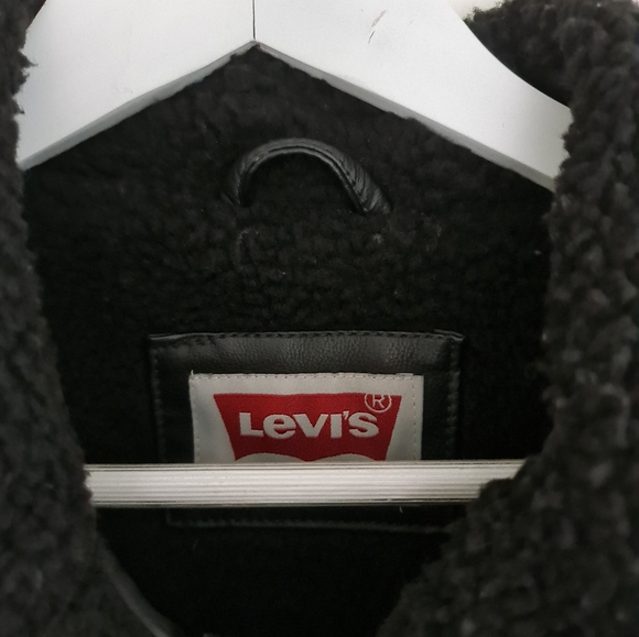 Levi's Men's Leather Jacket - Picture 3 of 7